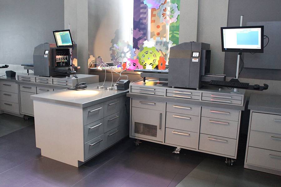 MagicBand printing station