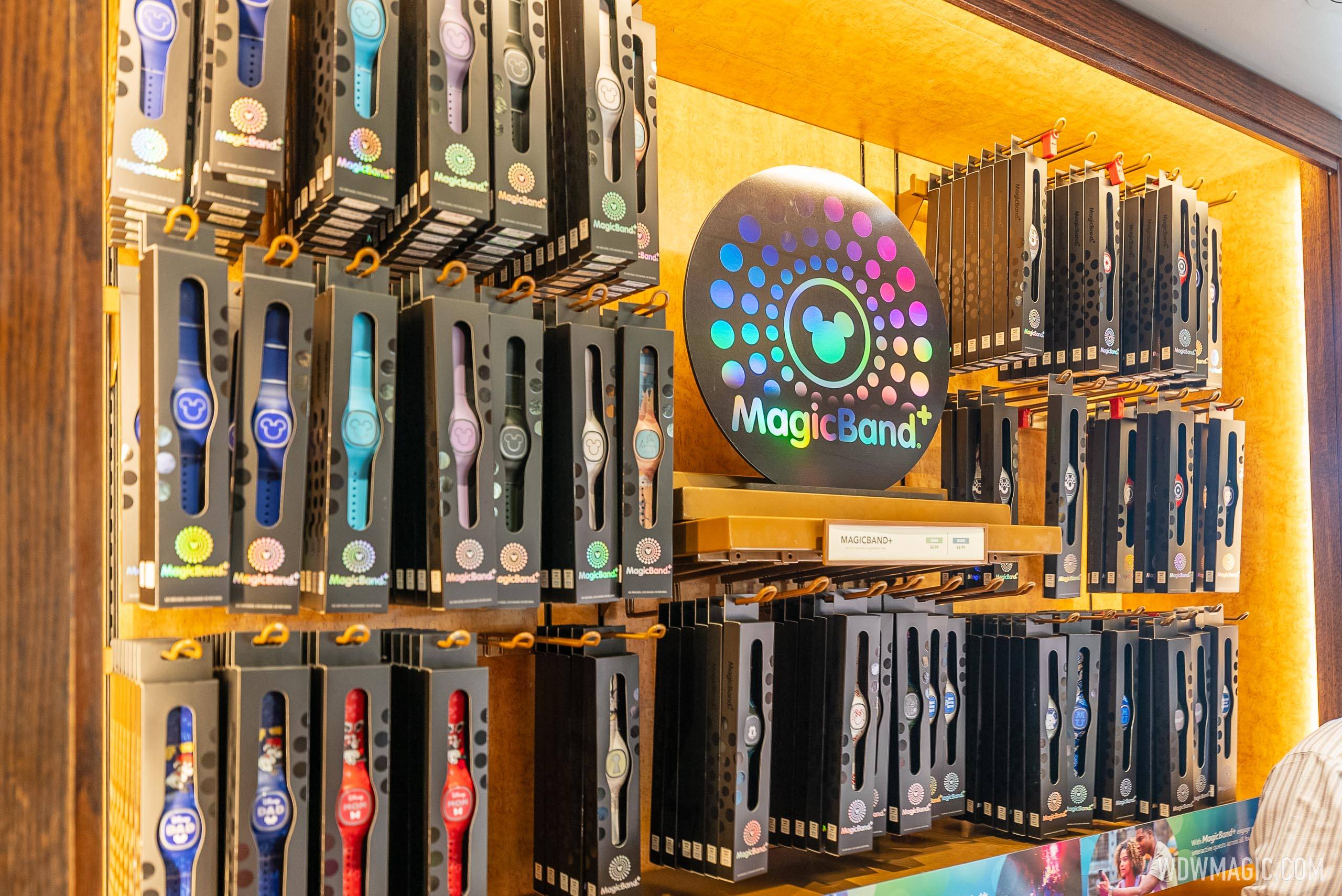 MagicBand+ display at Celebrity 5 and 10