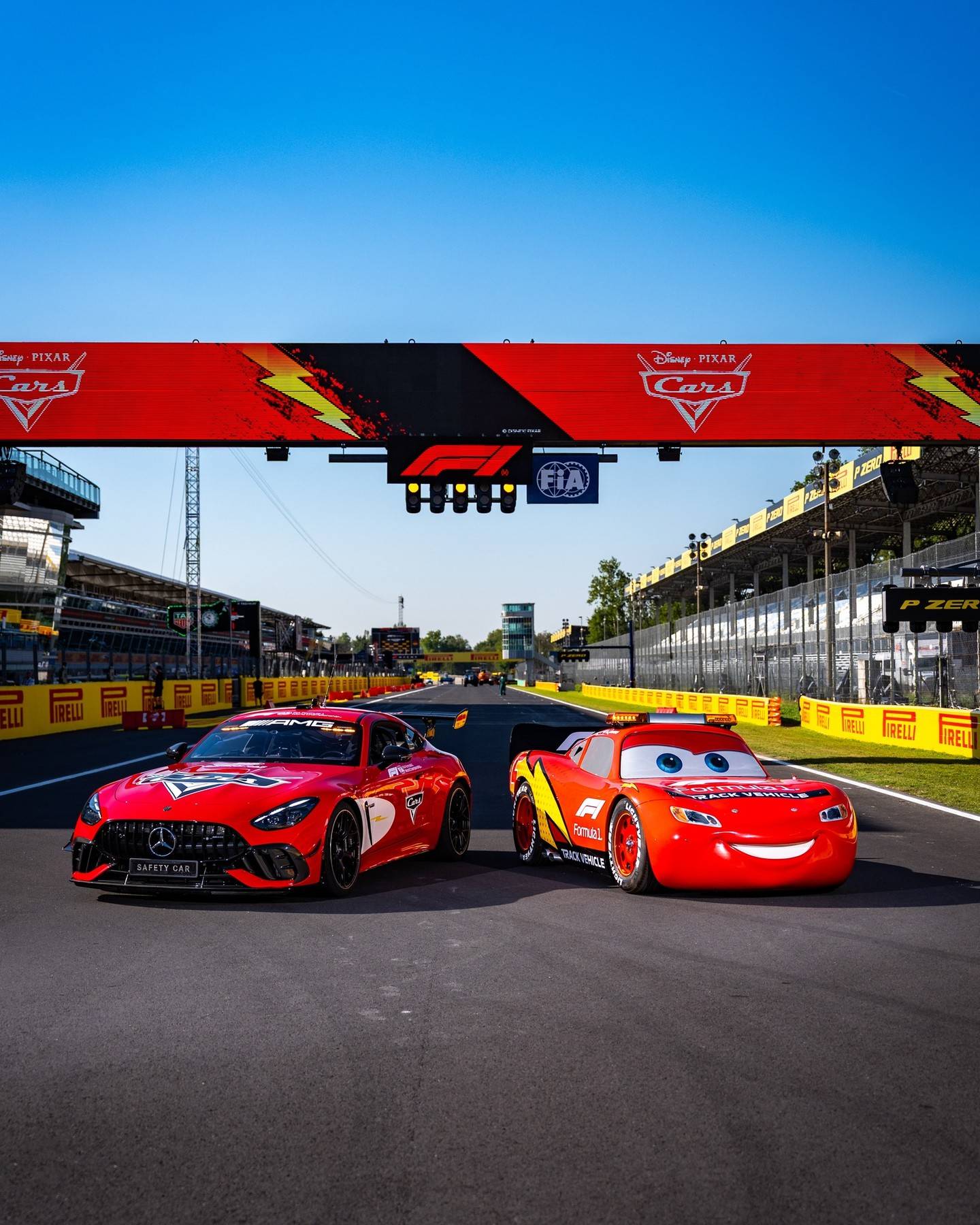 Lightning McQueen and the Cars-Themed Safety Car - photo 2 of 4