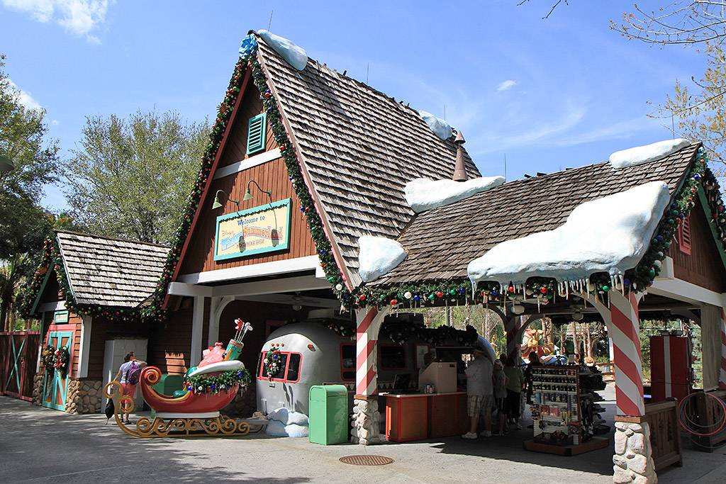 Winter Summerland Mini Golf