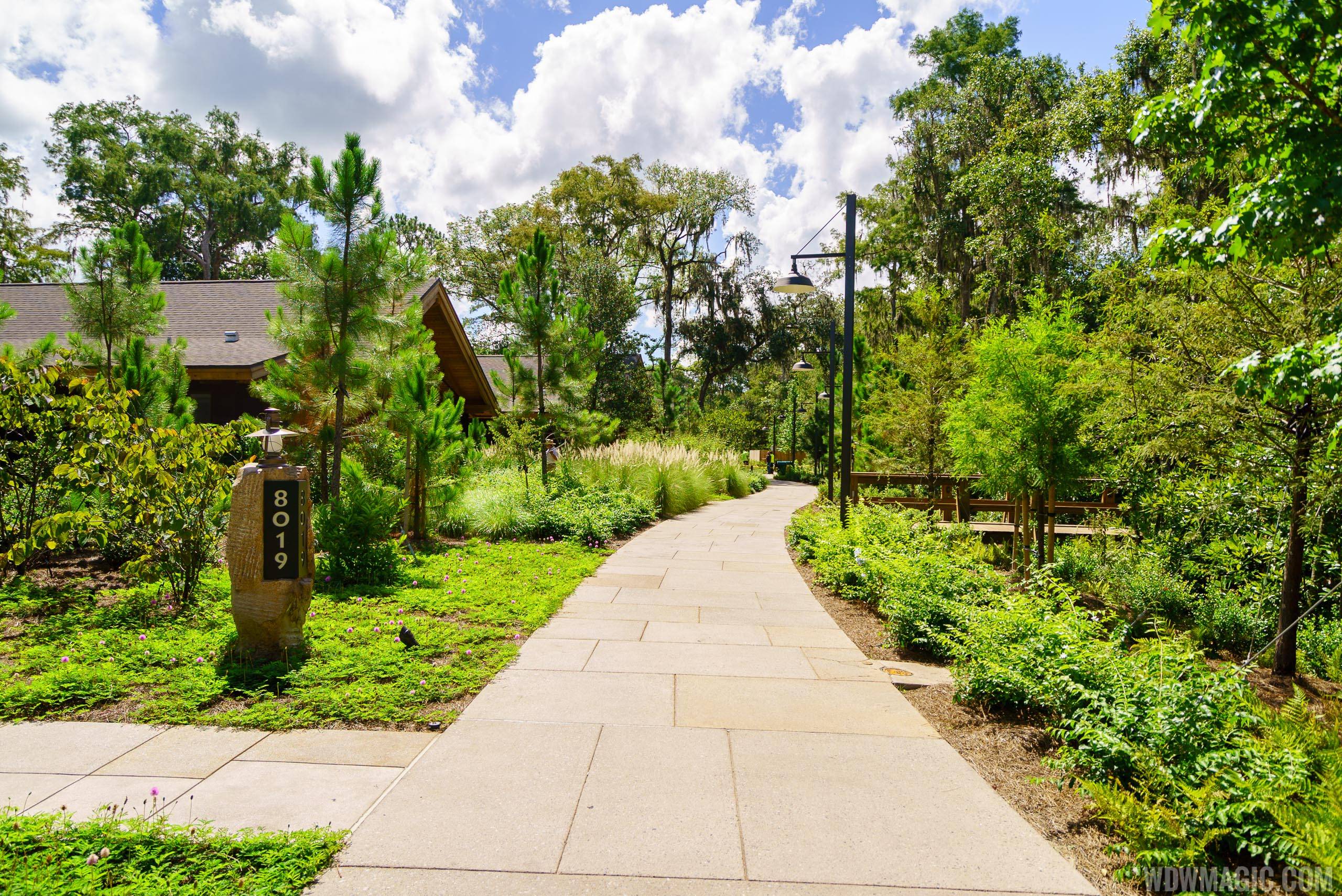 Copper Creek Villas and Cabins at Disney's Wilderness Lodge - Walkway to Cabins