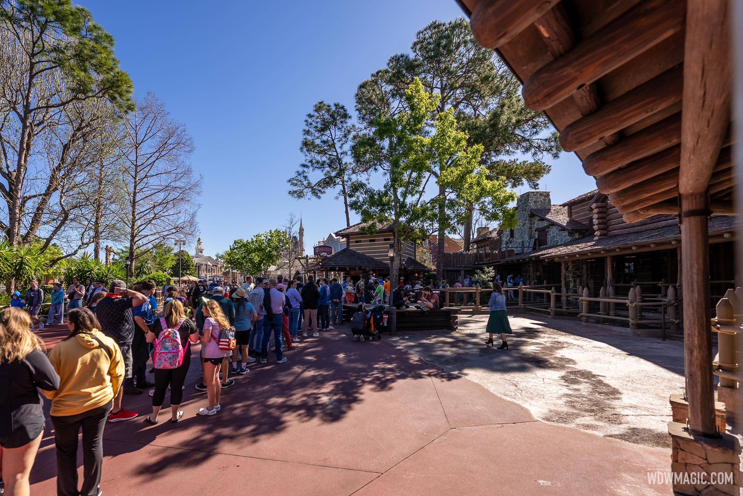 McKim's Mile House DVC Lounge Queue