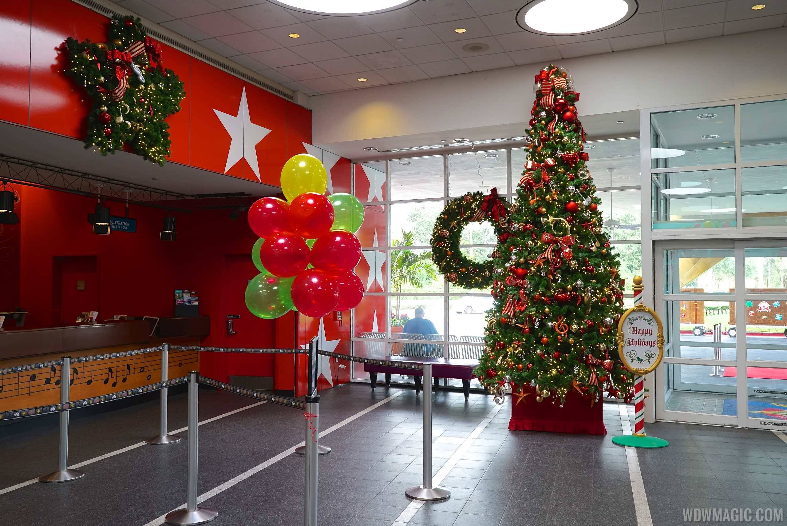 2014 All Star Music Resort holiday decorations