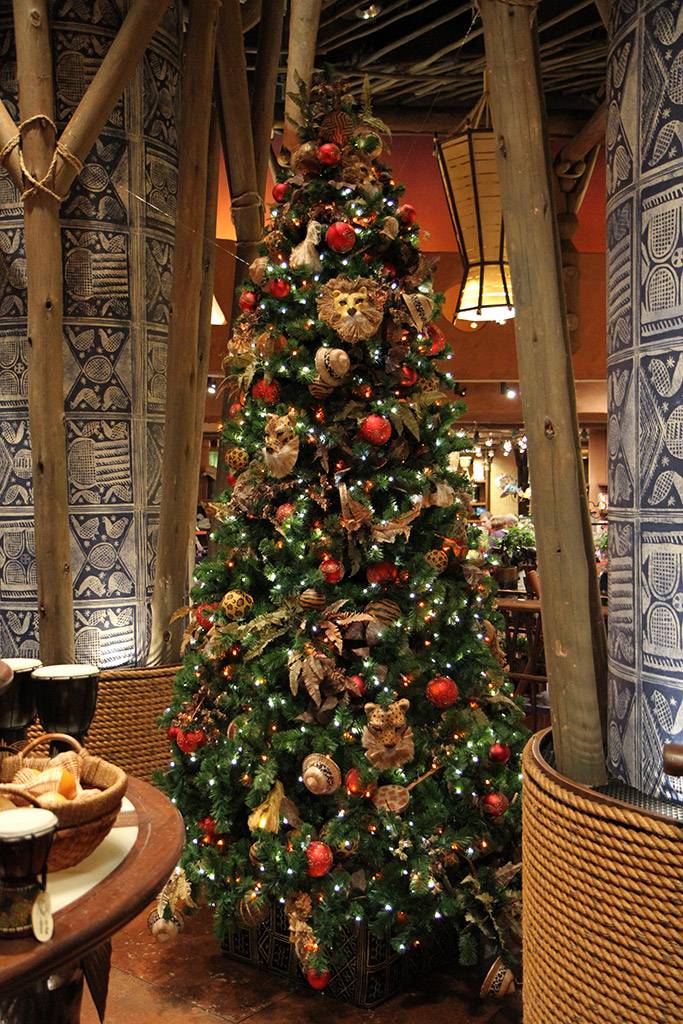 A look at the Animal Kingdom Lodge holiday decorations for 2009