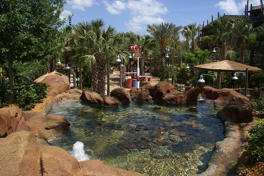 Refurbishment Underway on DINOSAUR Reflecting Pool at Animal Kingdom