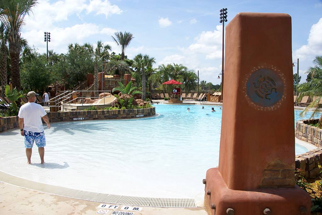 A look at the new Kidani Village pool area