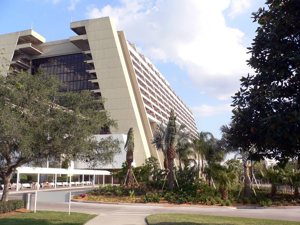 Contemporary Resort gets new palm trees at the main entrance