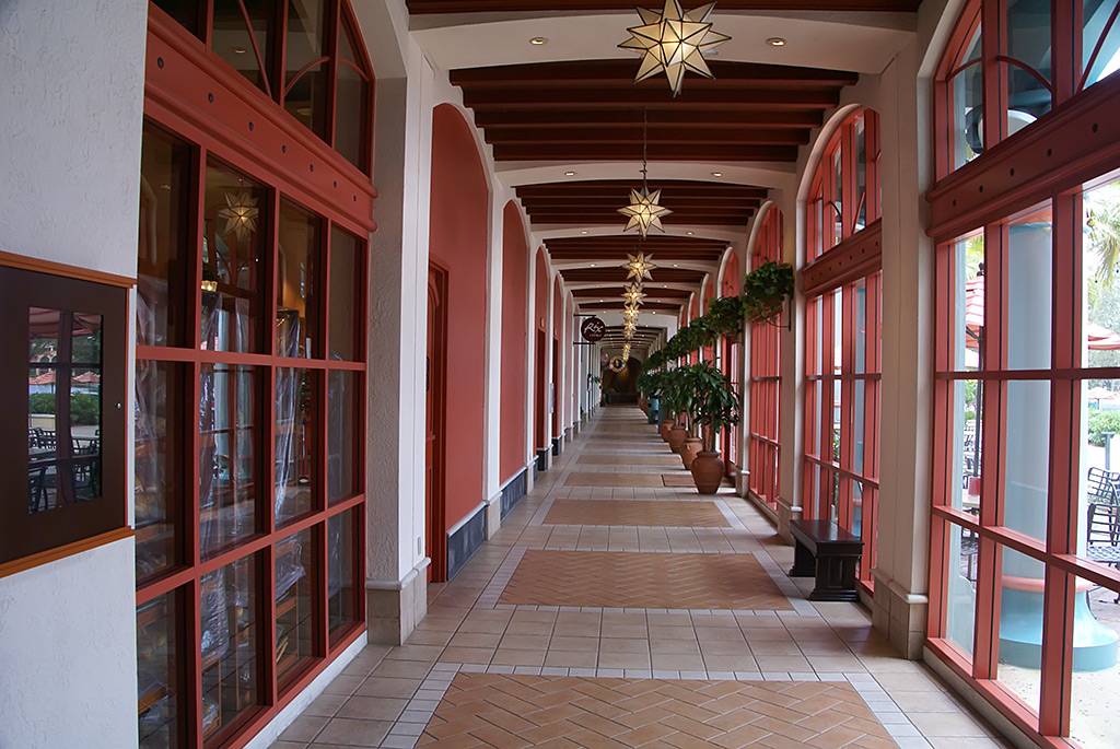 The dining hallway of El Centro
