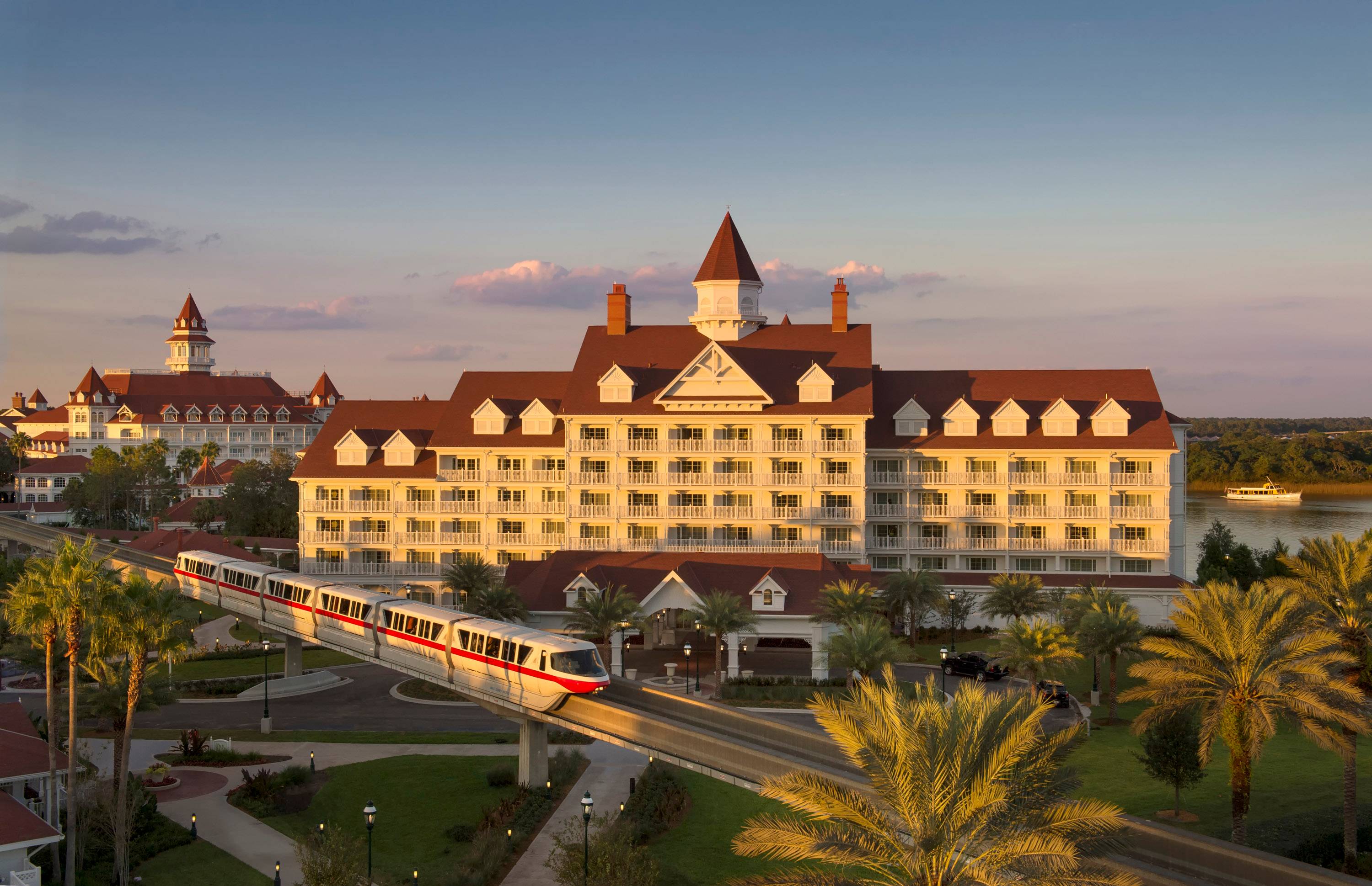 VIDEO - See 2 years of Grand Floridian DVC Villas construction in 60 seconds