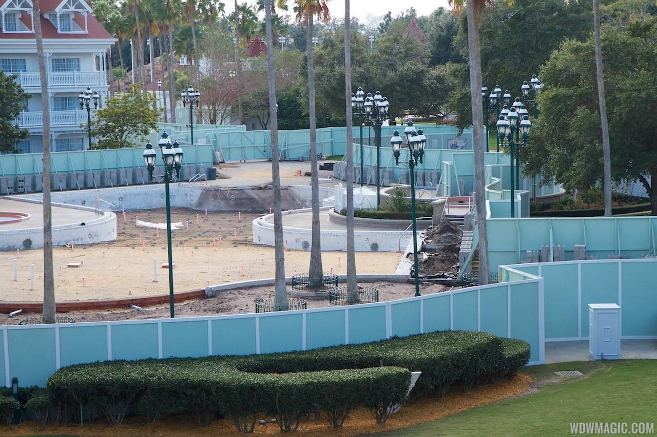 Grand Floridian courtyard pool refurbishment