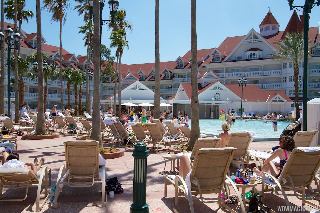 Grand Floridian courtyard pool reopens from refurbishment