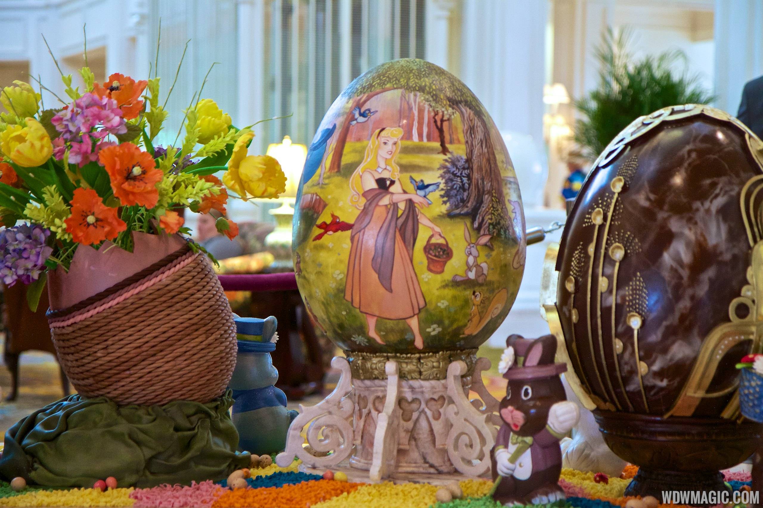 PHOTOS - The 2014 Grand Floridian Resort Easter Egg display