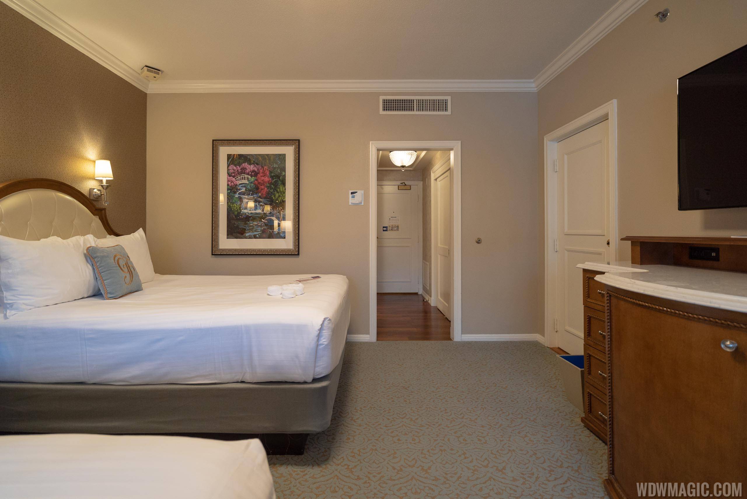 Grand Floridian Resort guest room - Garden View in Big Pine Key building