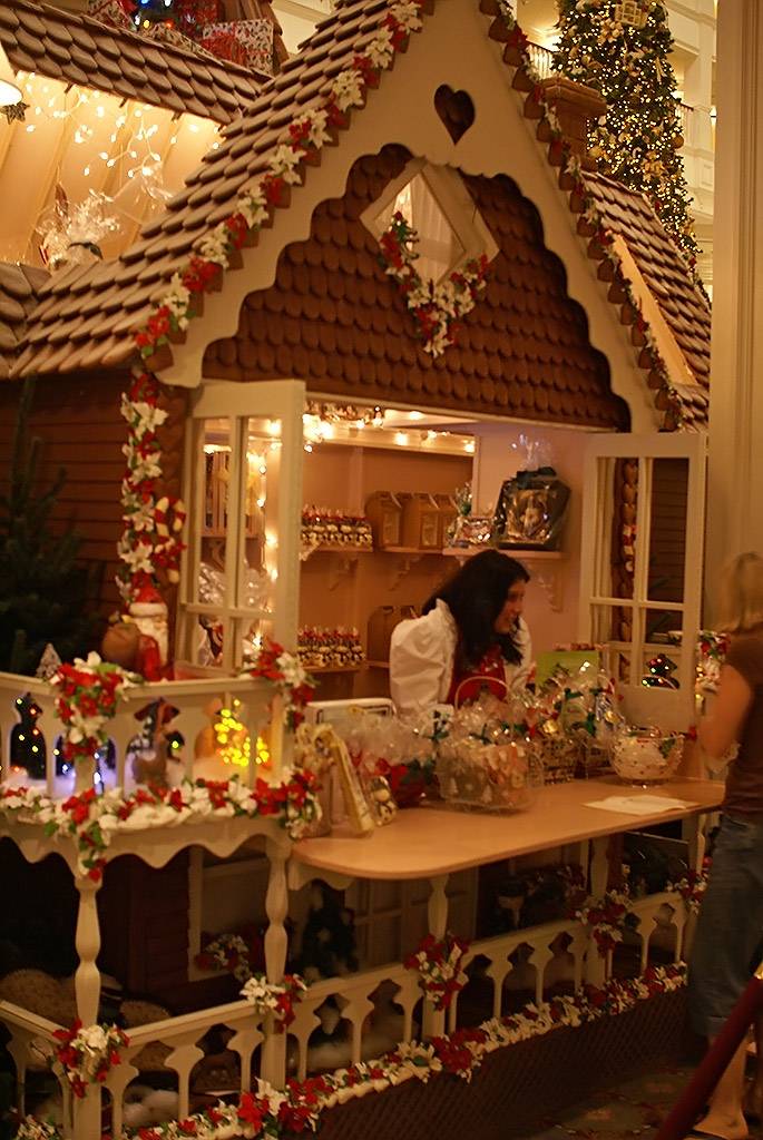 The gingerbread house also has a fully functional shop where guests can buy treats.