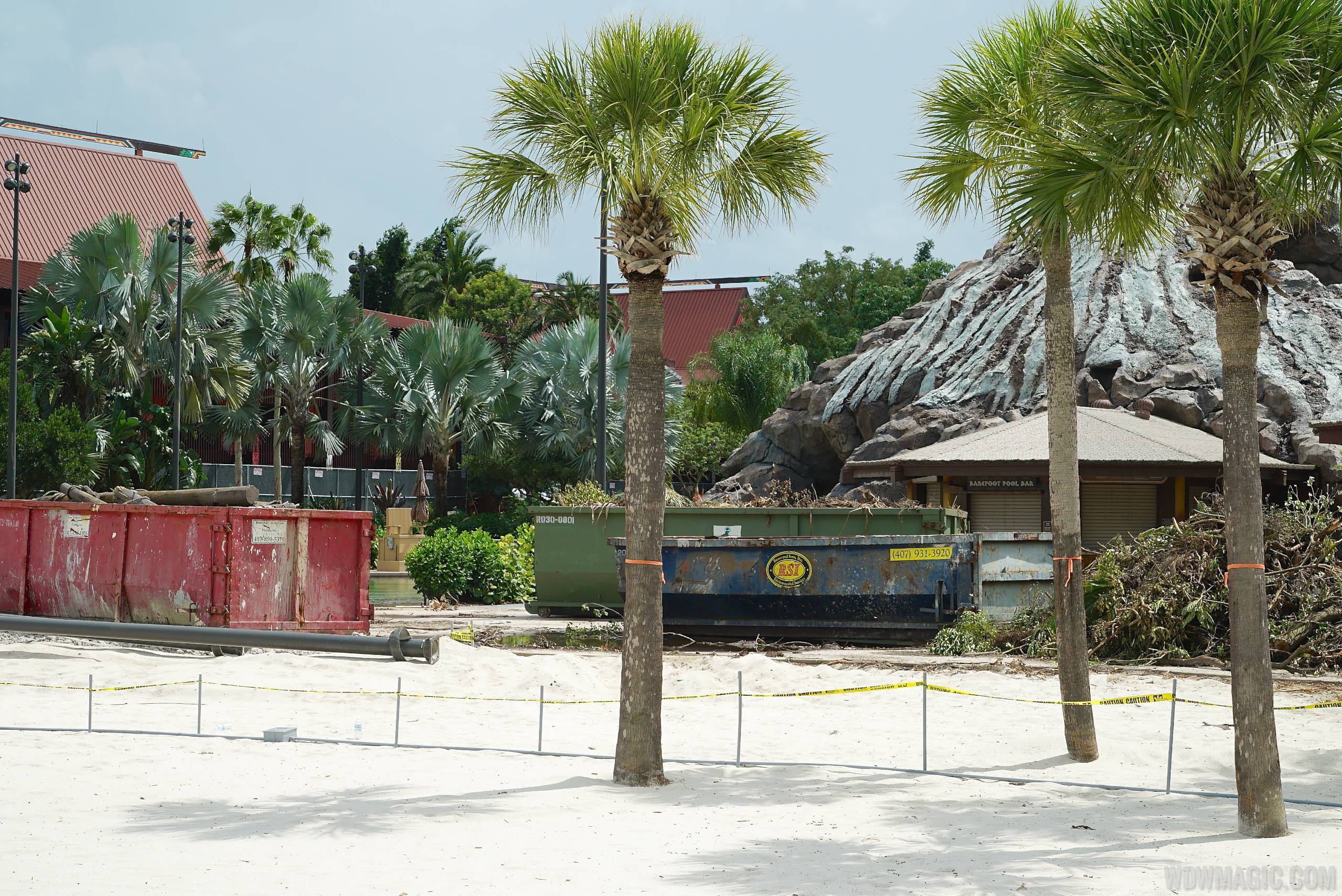 PHOTOS - A look at the construction around the main pool at Disney's Polynesian Resort