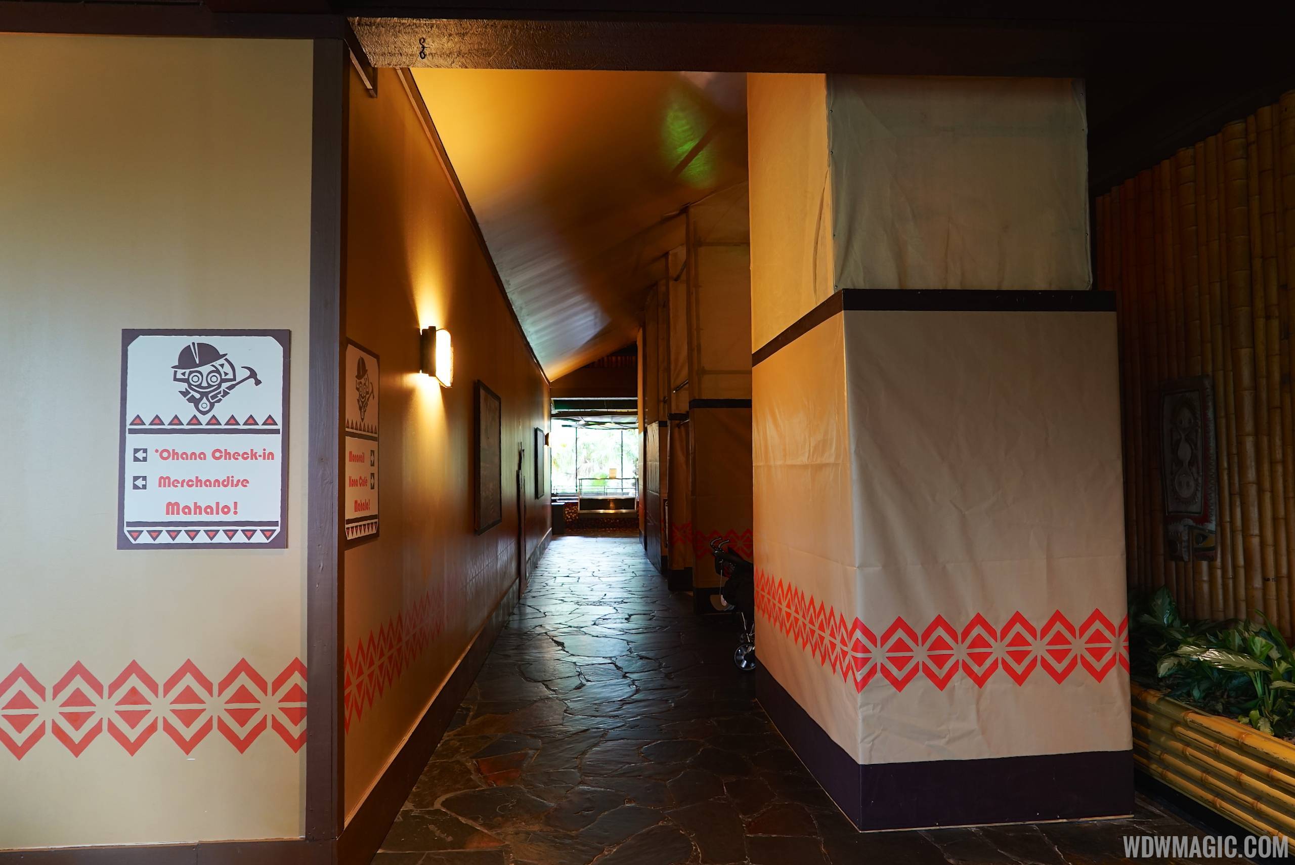 Polynesian Resort lobby construction walls around Kona Cafe