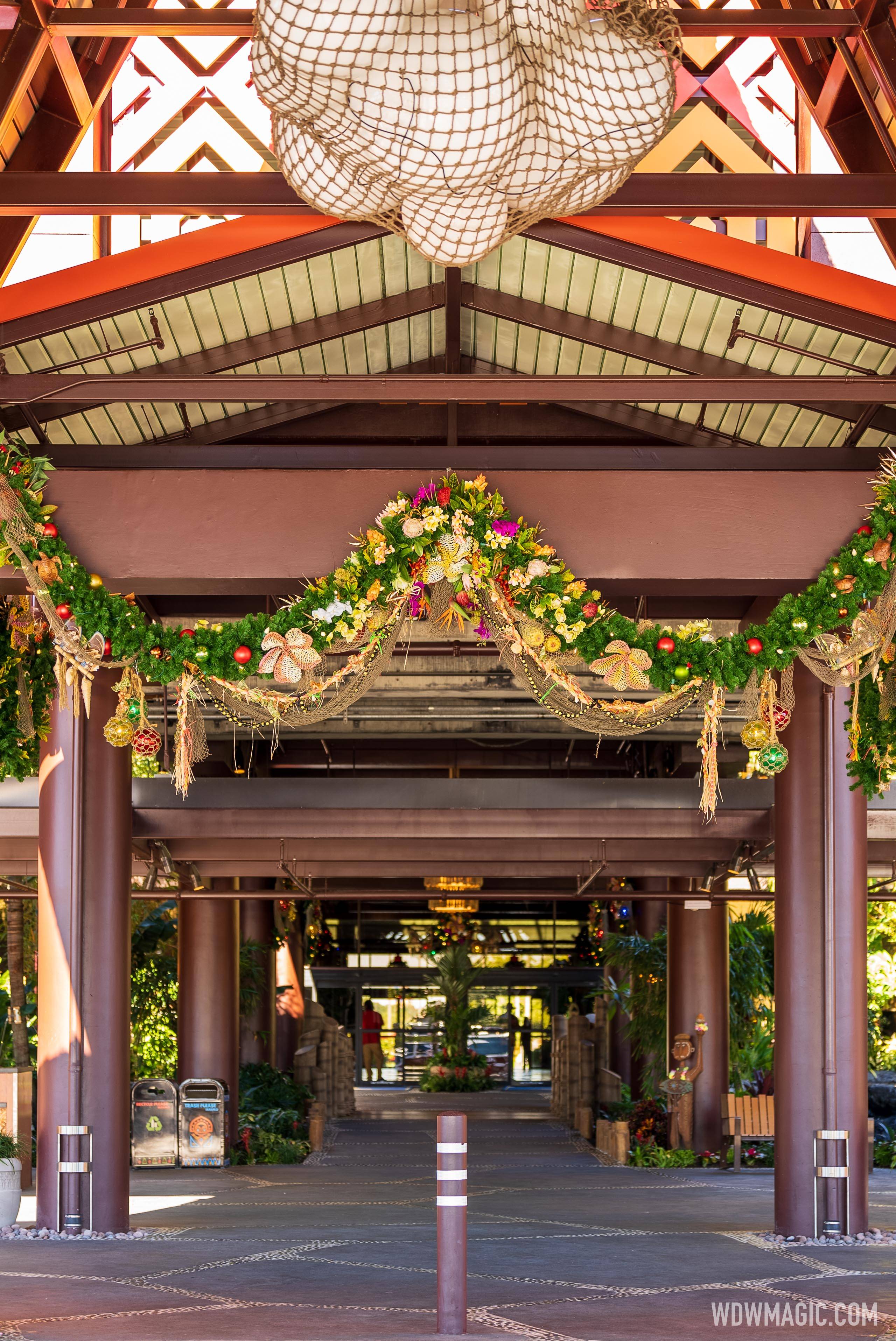 Polynesian Village Resort Great Ceremonial House main entrance holiday decor 2021