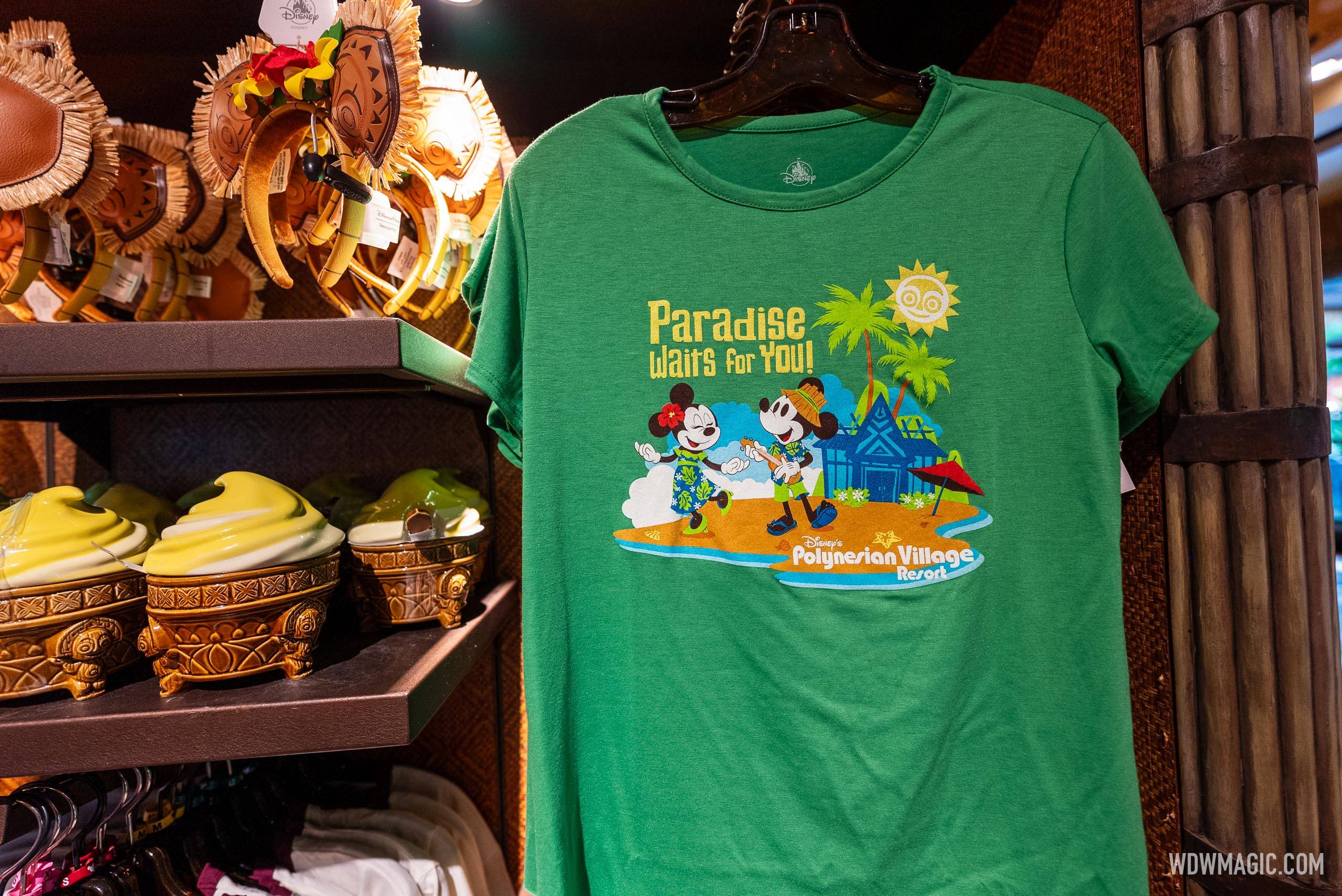 Never worn Vintage newest Disney Polynesian Resort TShirt