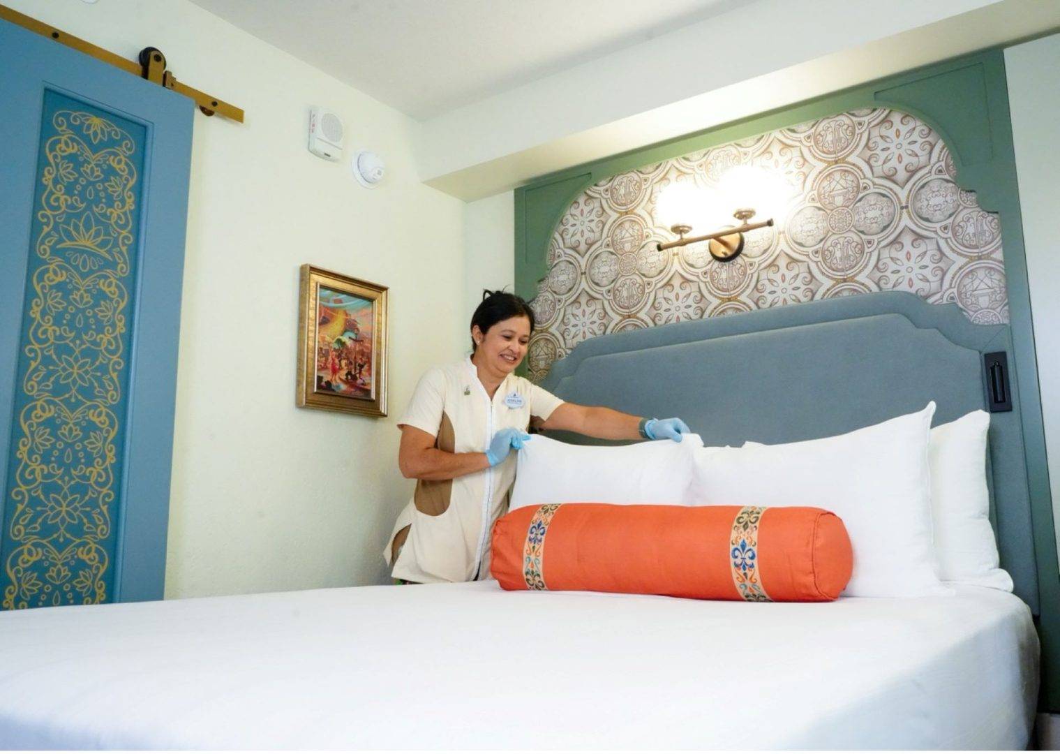 Disney's Port Orleans French Quarter Completes Room Refurbishment with Mardi Gras Flair
