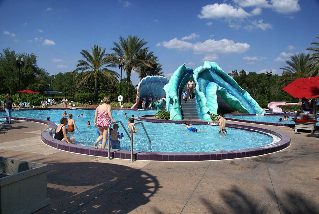 Disney's Port Orleans French Quarter pool area