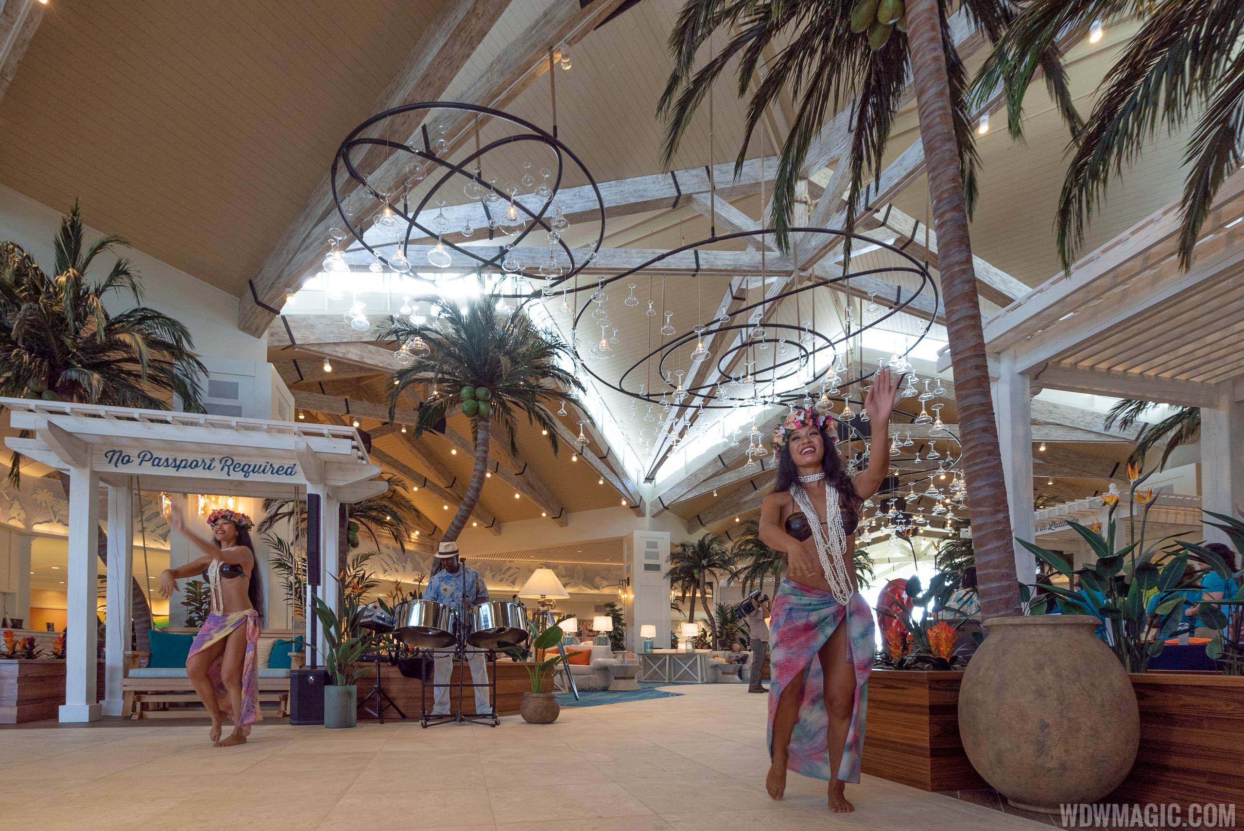 Margaritaville Resort Orlando - Lobby welcome