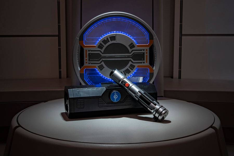 A look at The Chandrila Collection merchandise aboard Star Wars Galactic Starcruiser