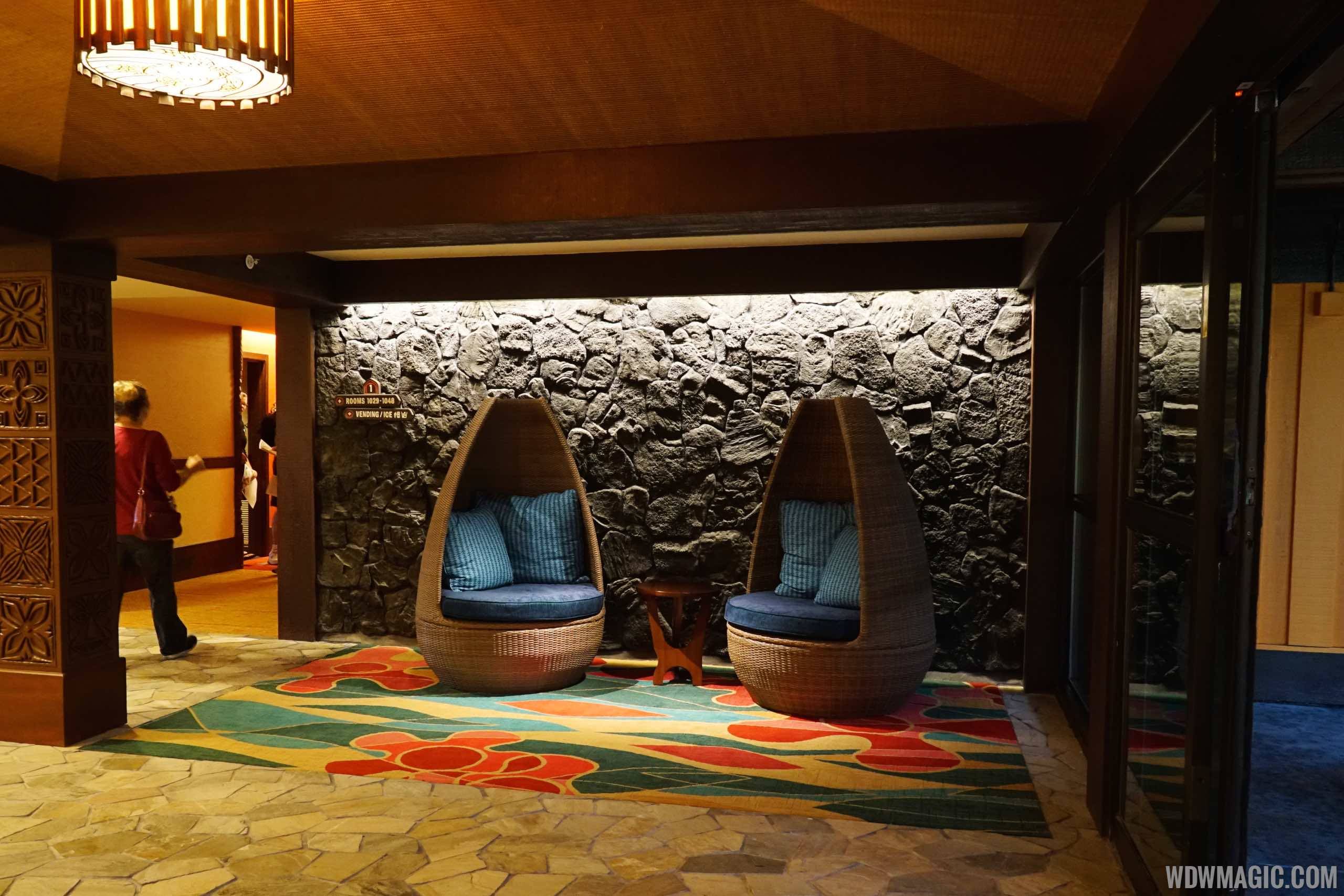 PHOTOS - Tour through a completed Deluxe Studio room in the Pago Pago building at Disney's Polynesian Village Resort