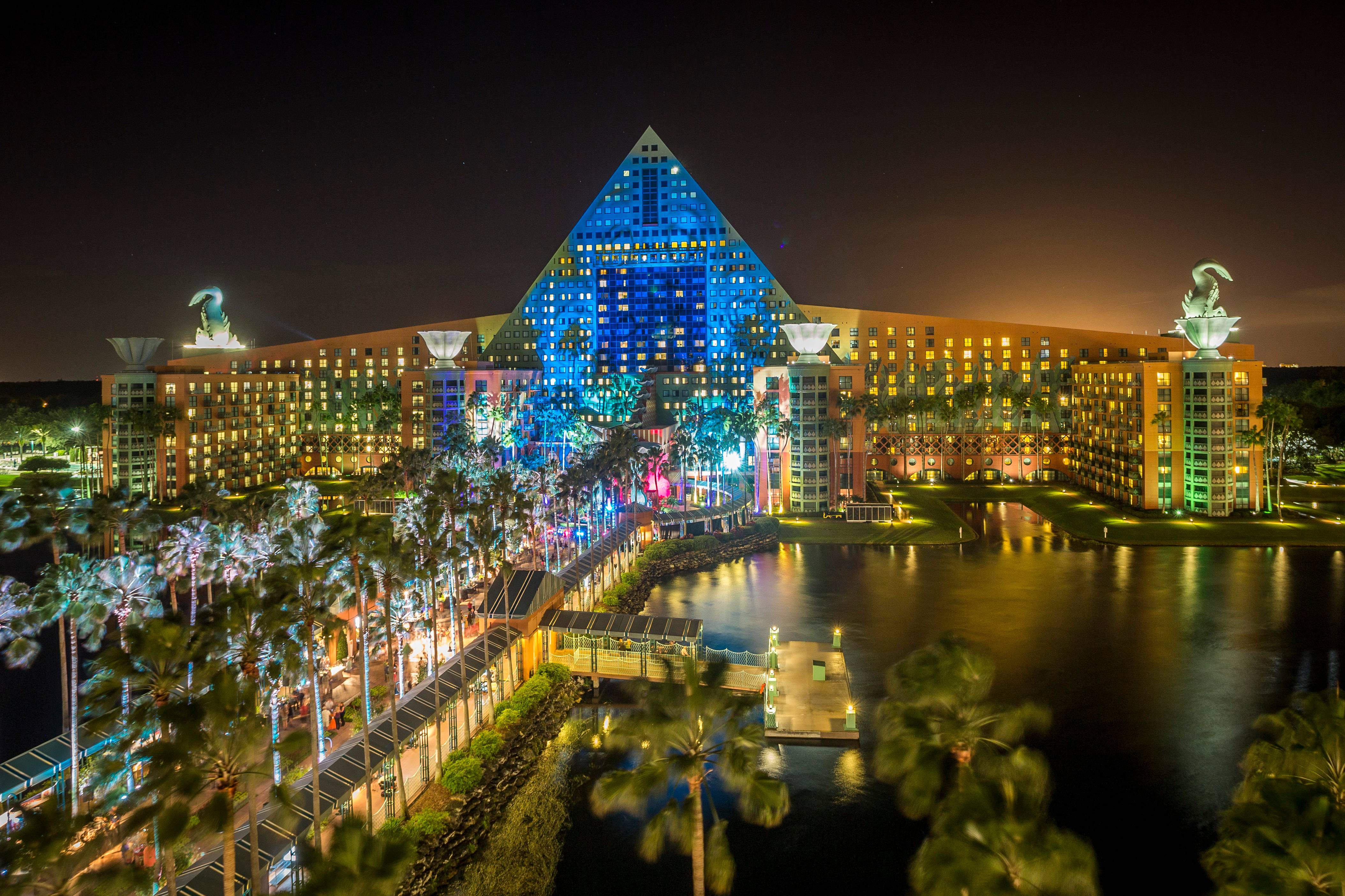 The Walt Disney World Swan and Dolphin Food and Wine Classic returns for its 5th year