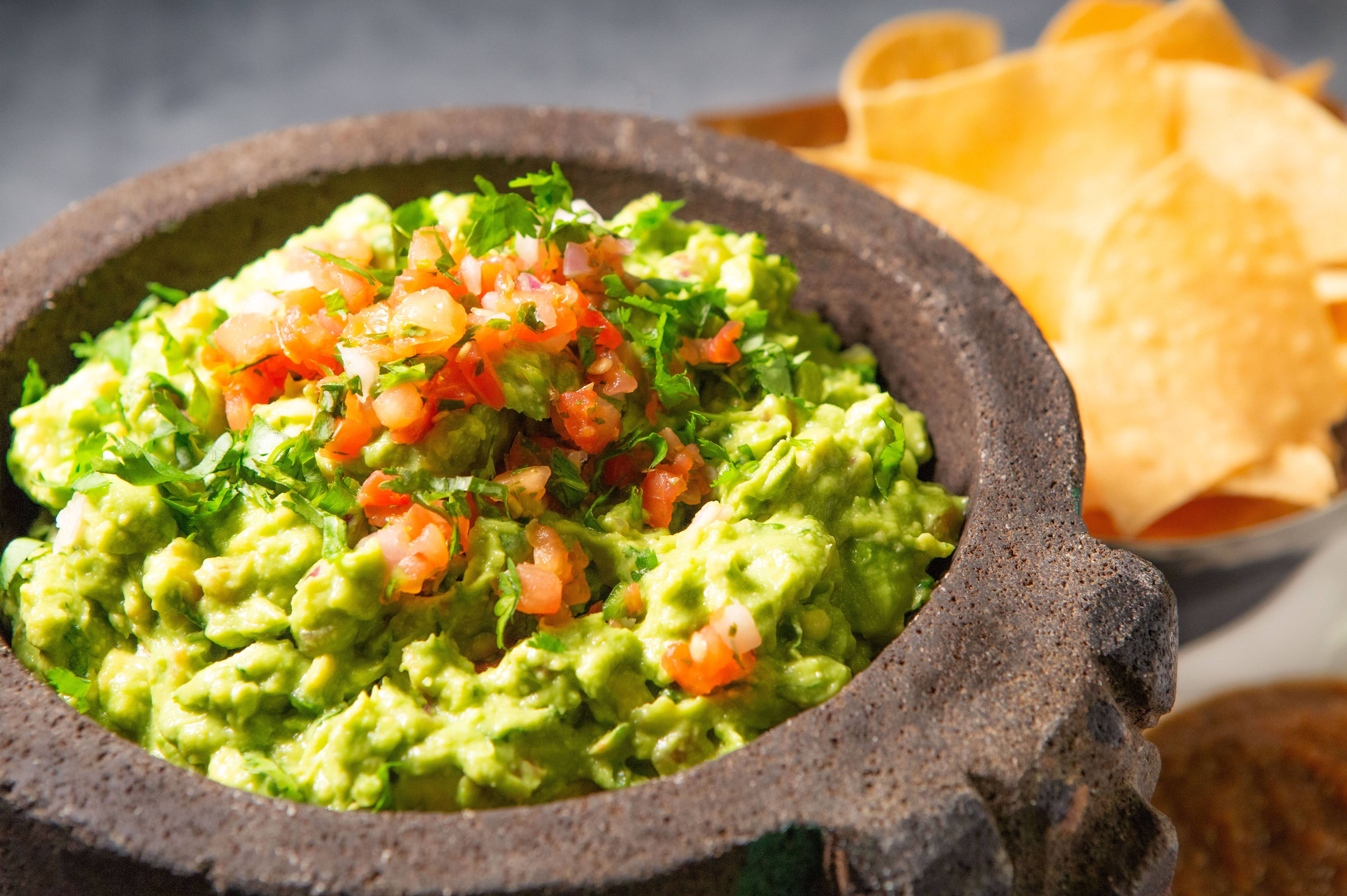 Rosa Mexicano's Signature Classic Guacamole en Molcajete