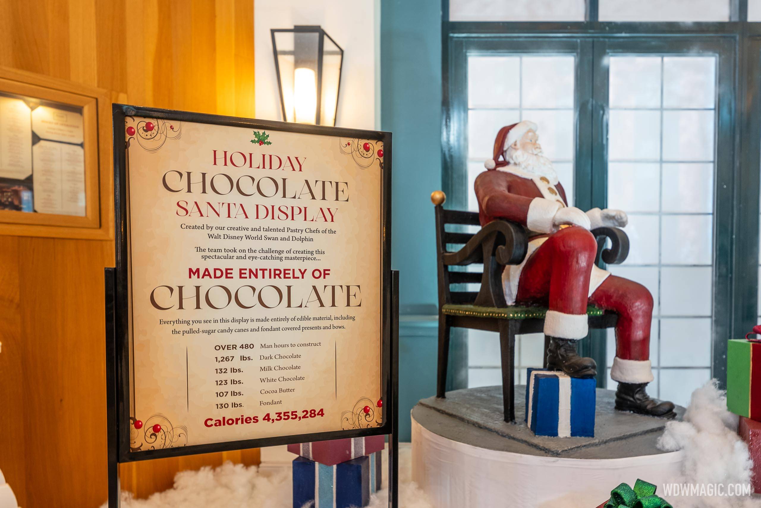 Walt Disney World Swan and Dolphin Holiday Decor 2024