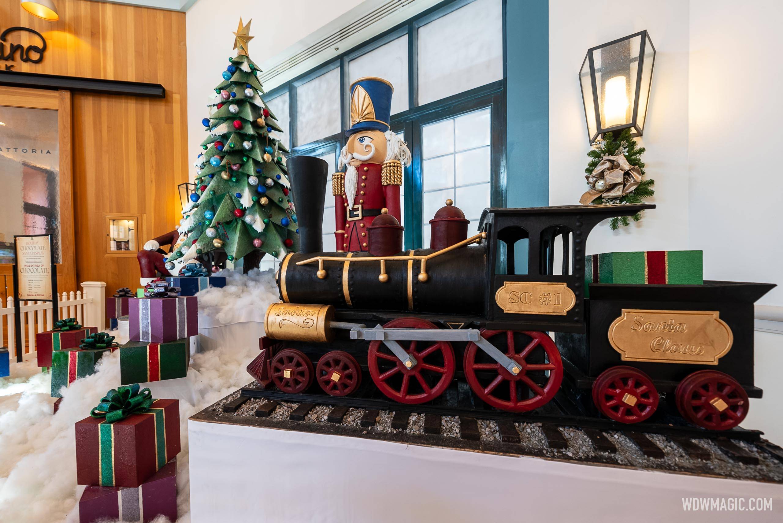Walt Disney World Swan and Dolphin Holiday Decor 2024