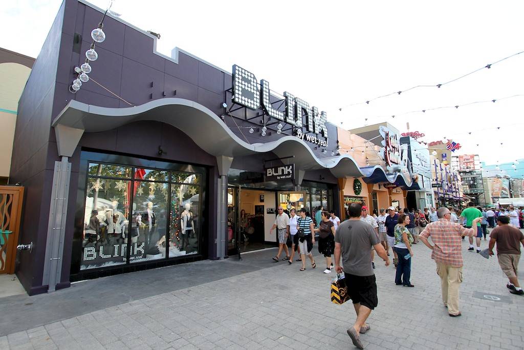 PHOTOS - BLINK by Wet Seal now open at Downtown Disney West Side