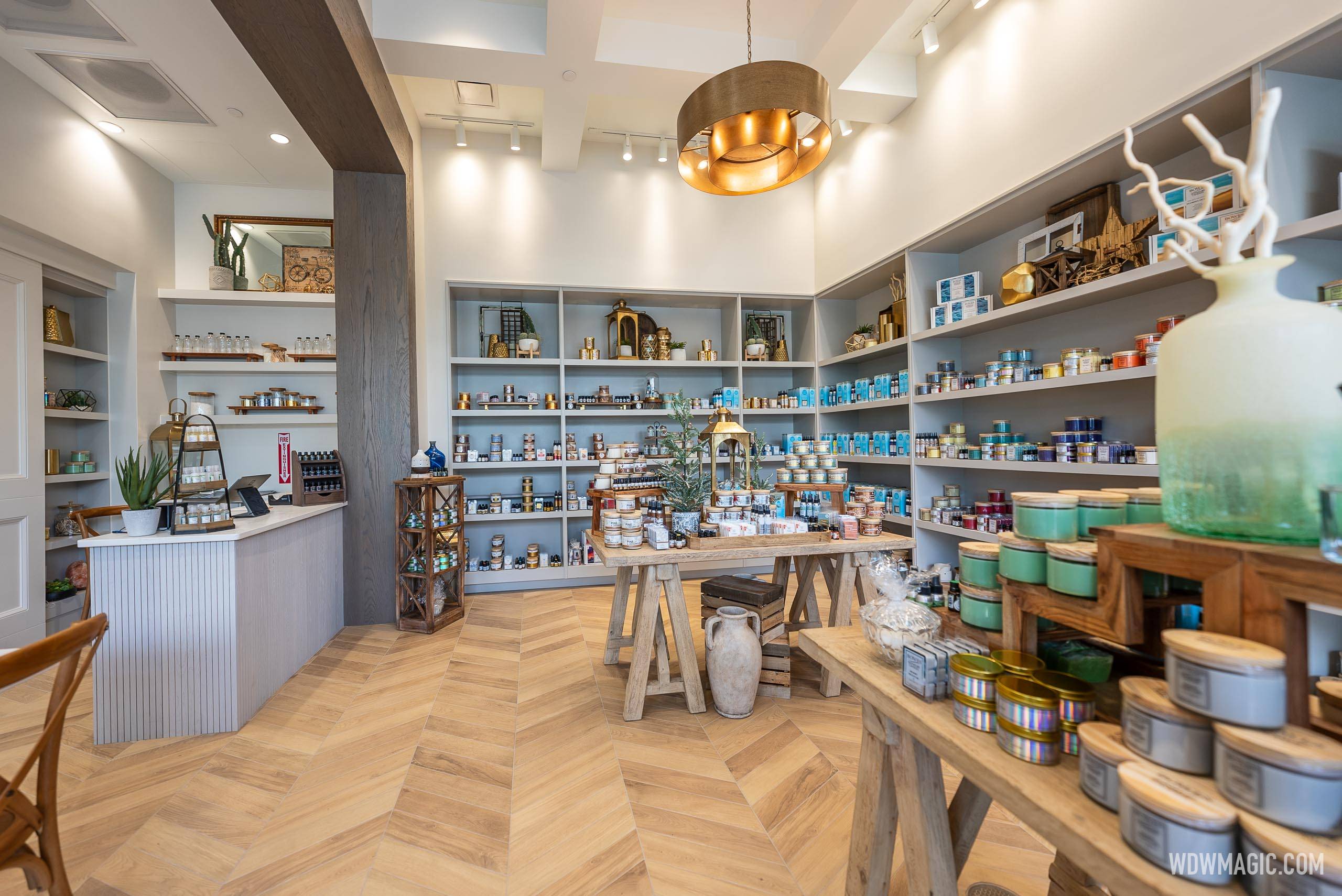 Bowes Signature Candles now open in new location at Disney Springs