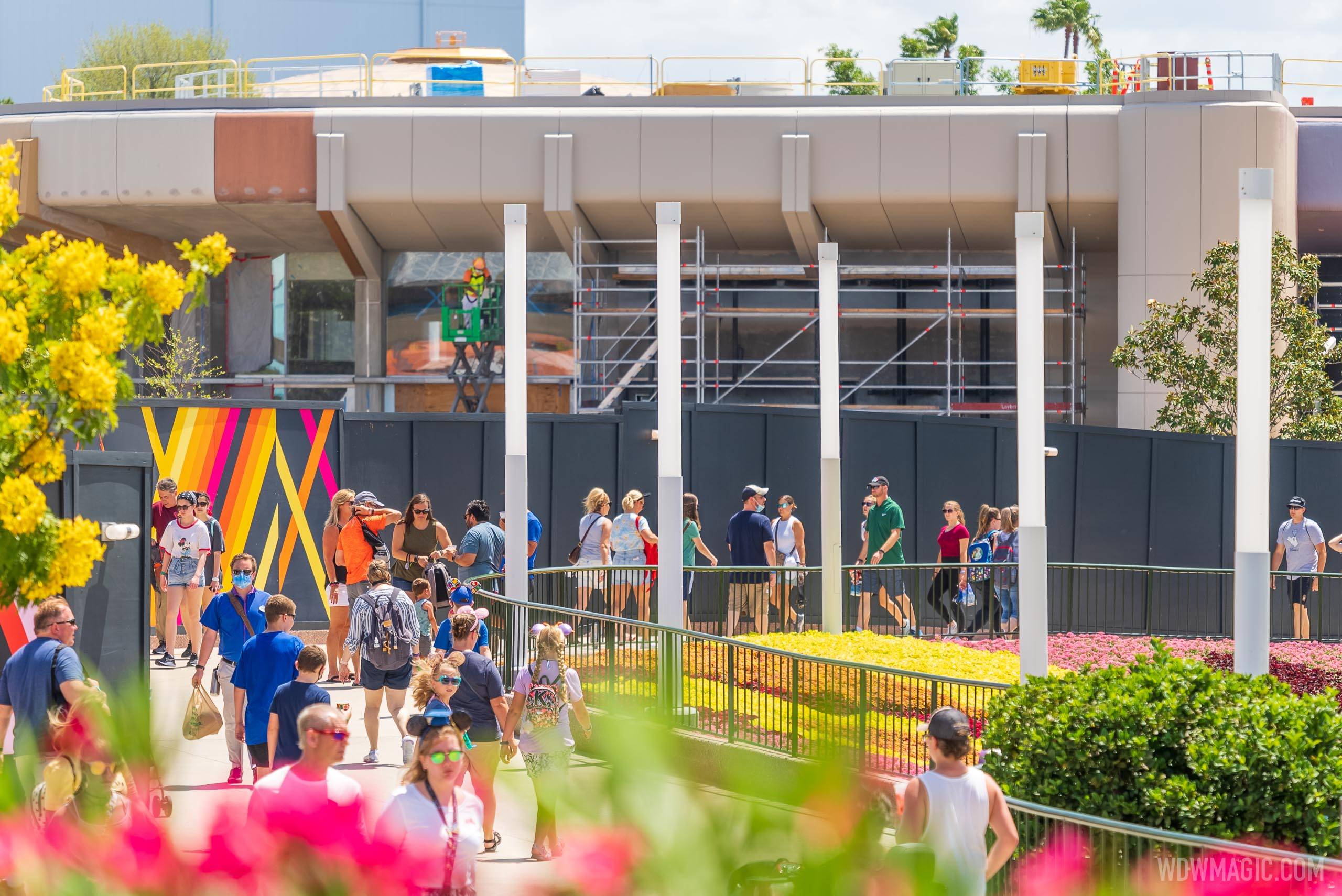 Creations Shop exterior paintwork continues showing more of how the finished product will look