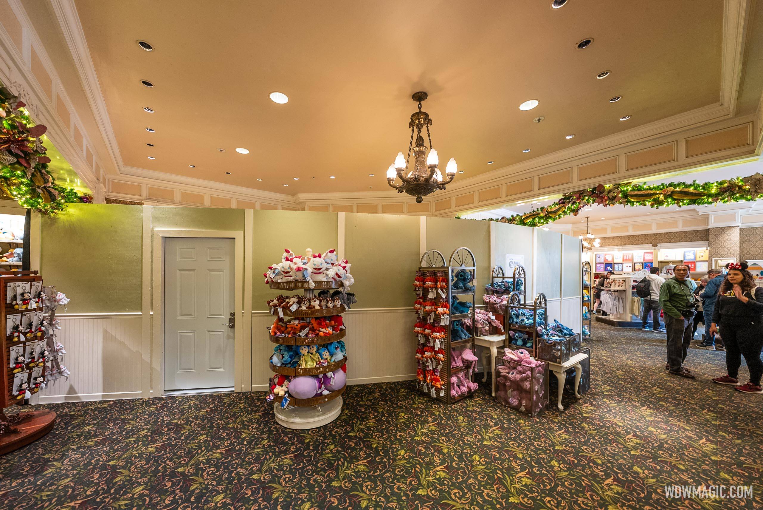 Magic Kingdom's Main Street Emporium Under Construction, Shortcut Blocked