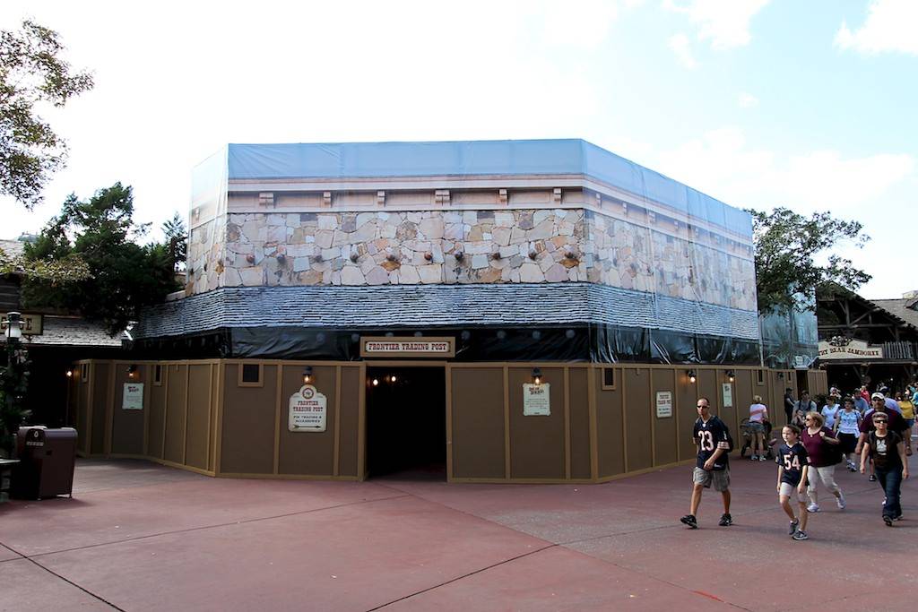 PHOTOS - Frontierland Mercantile and Trading Post now under exterior refurbishment