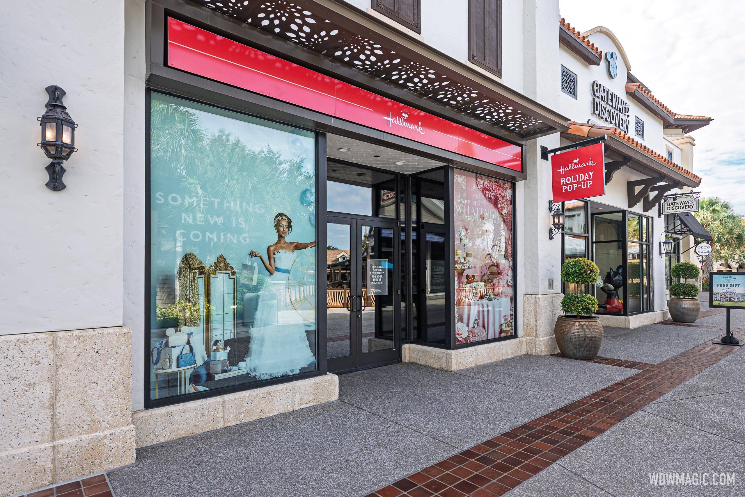 Hallmark Holiday Pop-Up Shop at Disney Springs Opens October 7