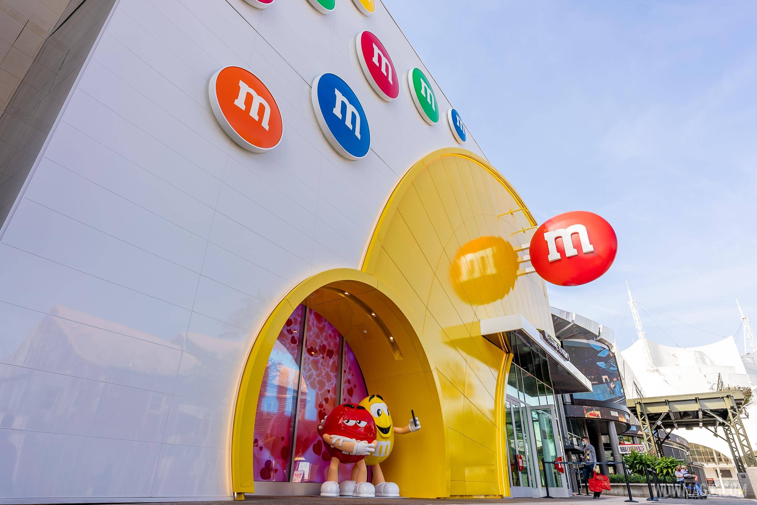 New M&M'S® Store Brings Colorful Moments, More Smiles to Walt Disney World  Resort Visitors at Disney Springs®