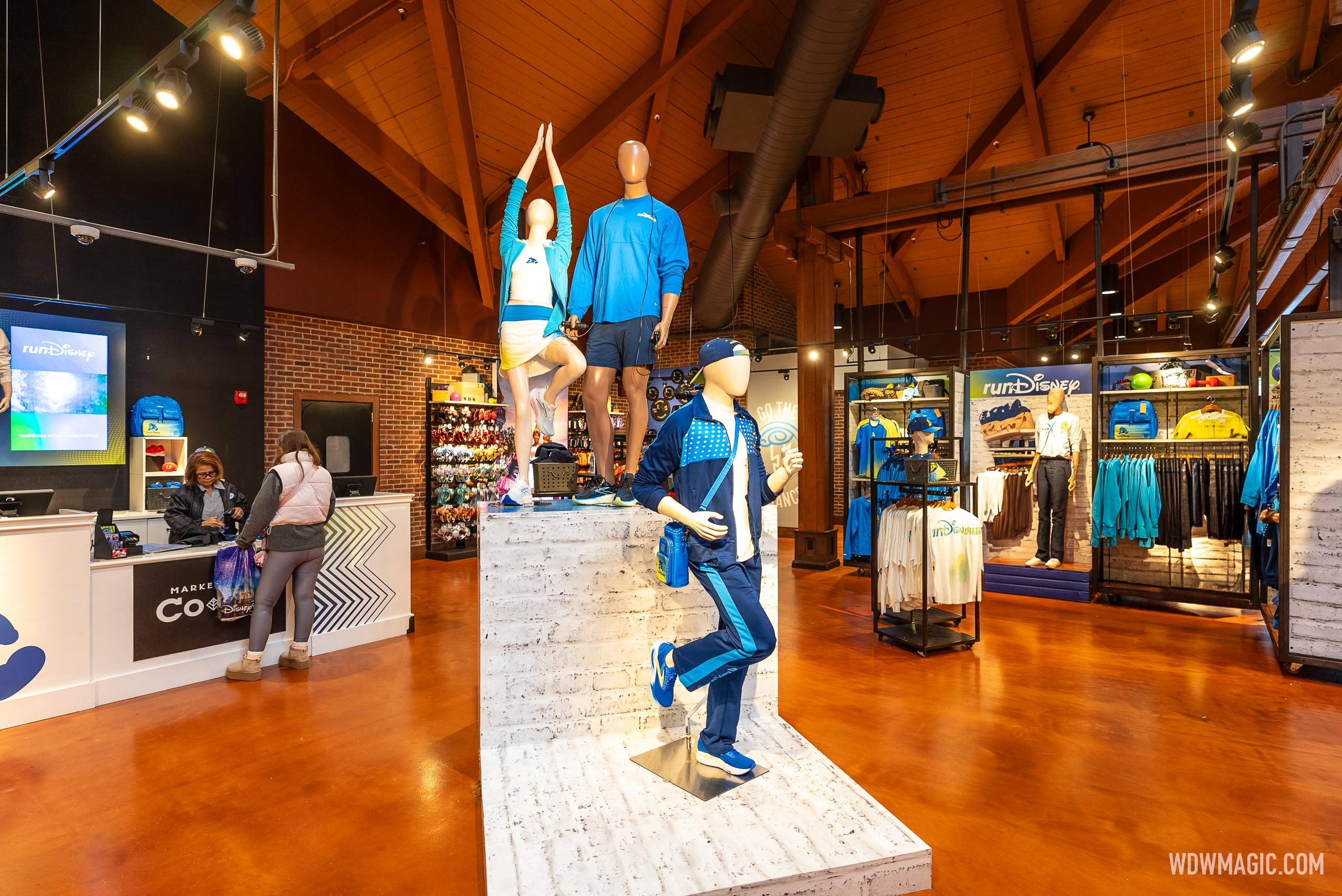 Marketplace Co-Op runDisney