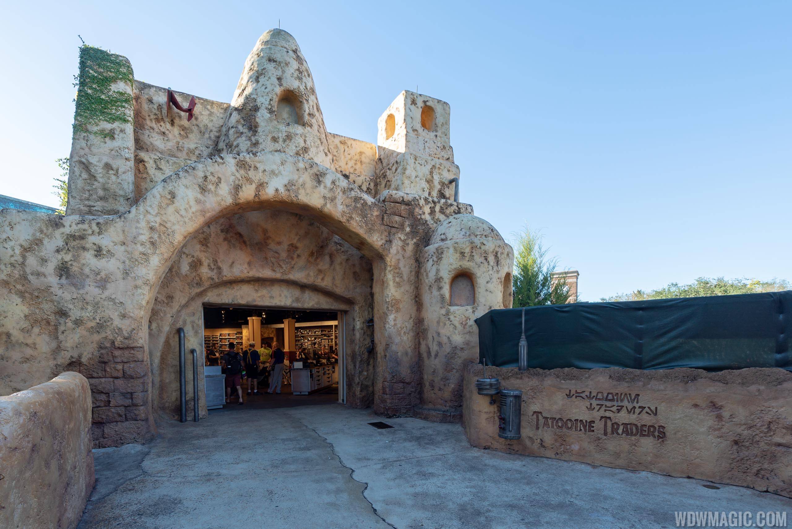 PHOTOS - Latest look at the Tatooine Traders changes