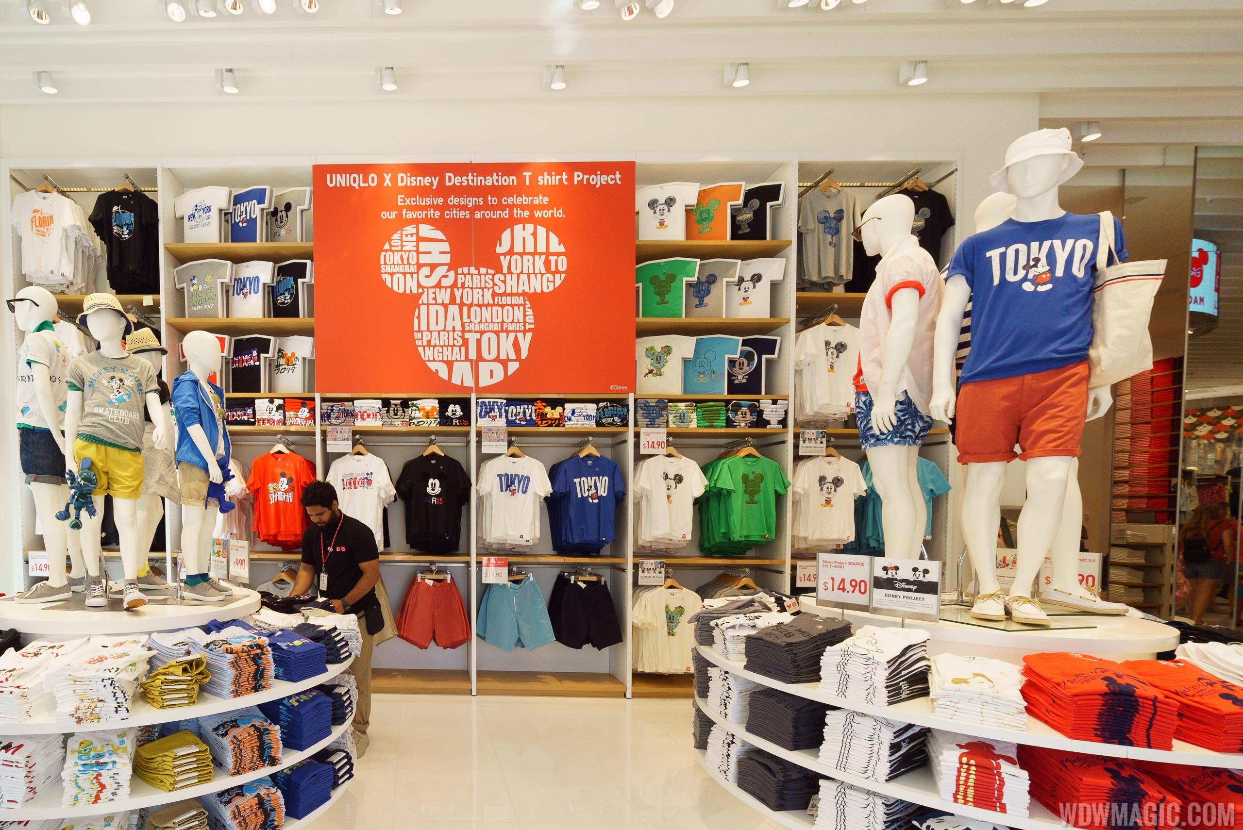 Uniqlo At Disney Springs Overview Photo 16 Of 24