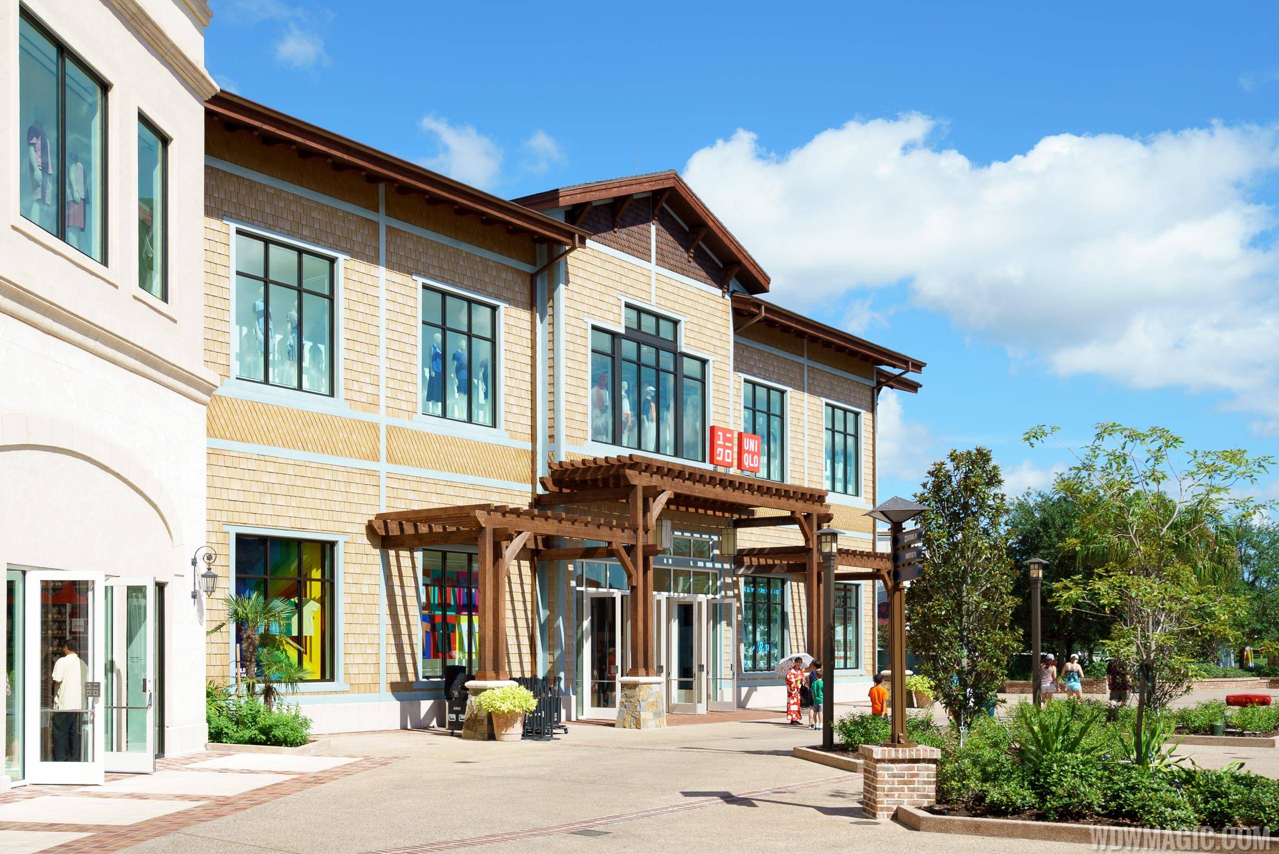 UNIQLO at Disney Springs overview