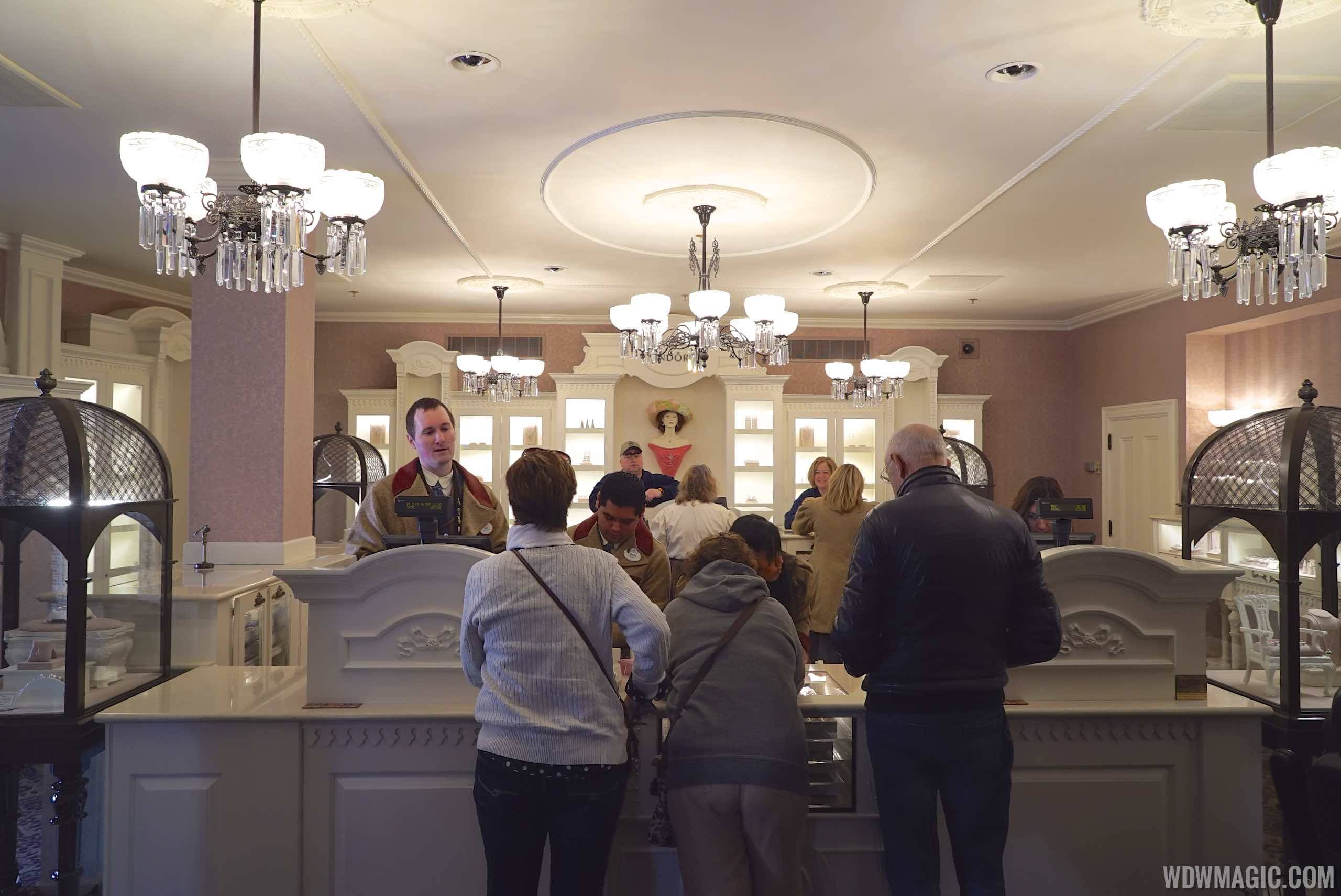 PHOTOS - PANDORA expands its presence in the Magic Kingdom at Uptown Jewelers