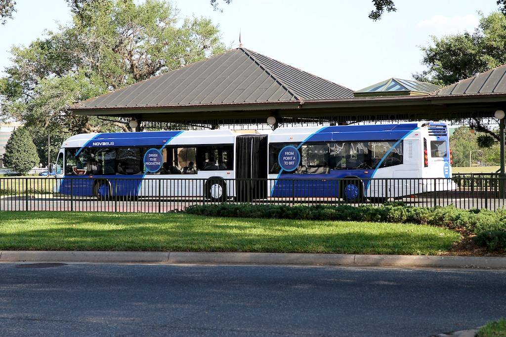 PHOTOS - Articulated 'bendy' Nova Bus testing
