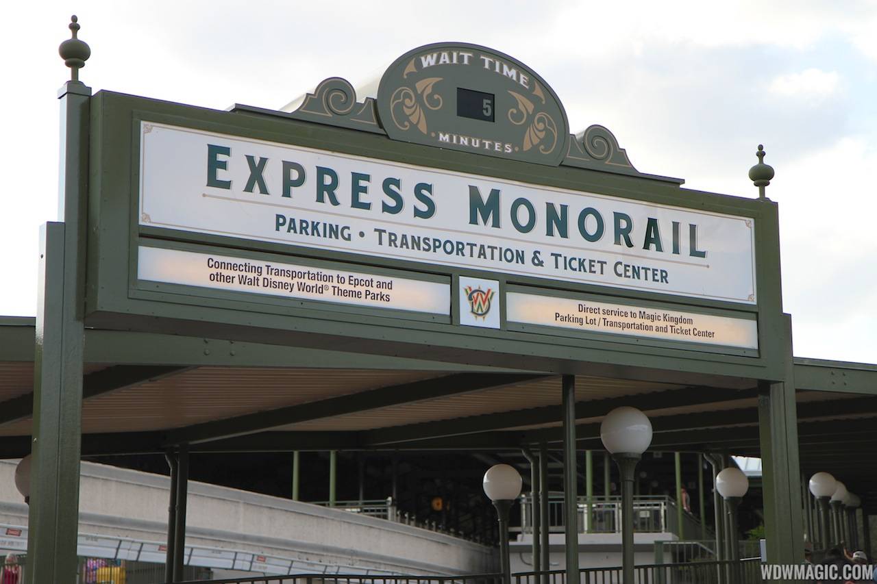 Express Monorail and Ferry Boat wait time board