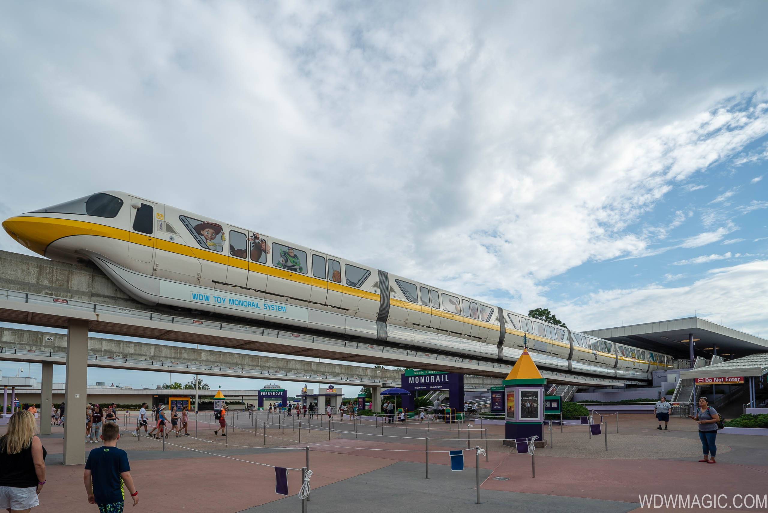 WDW Toy Monorail System - Toy Story 4 monorail