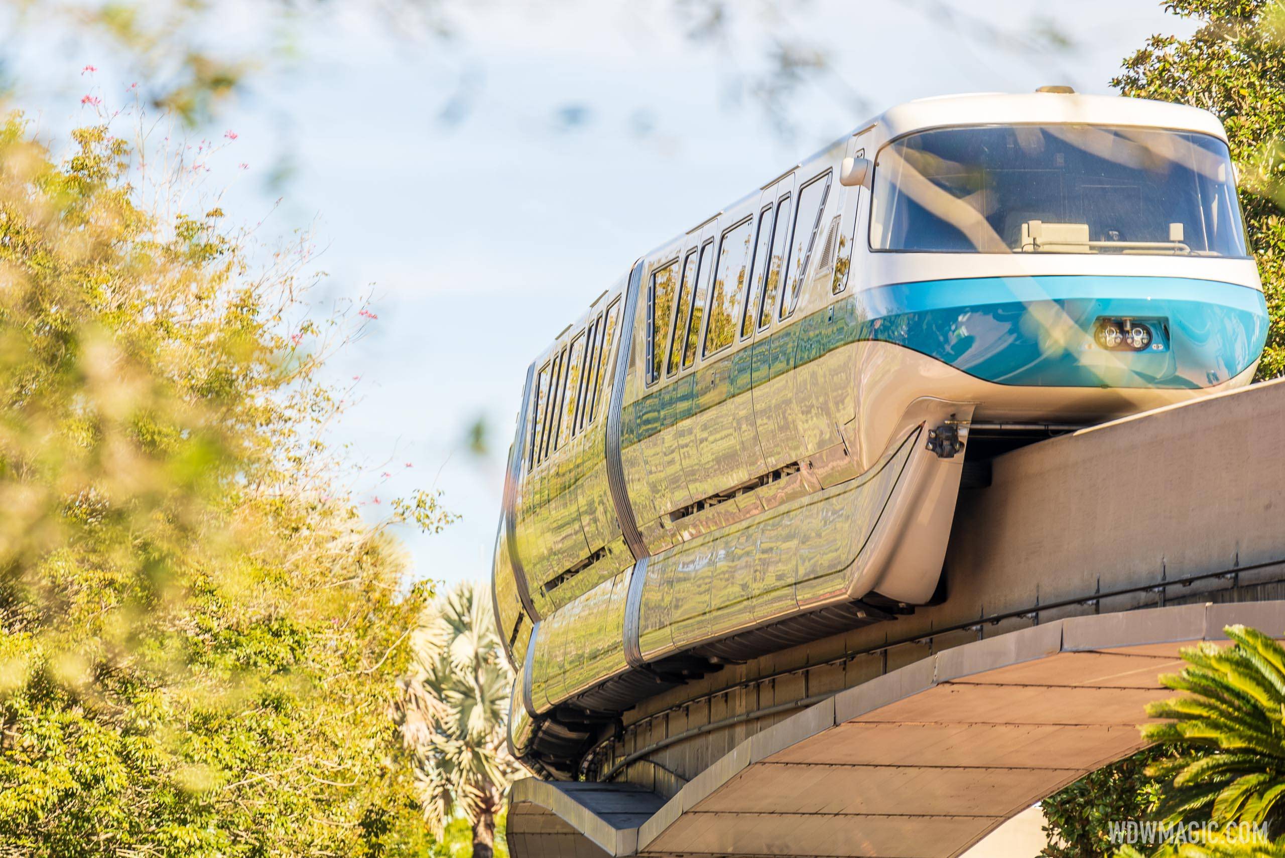 Monorail Teal on the EPCOT beam January 2022