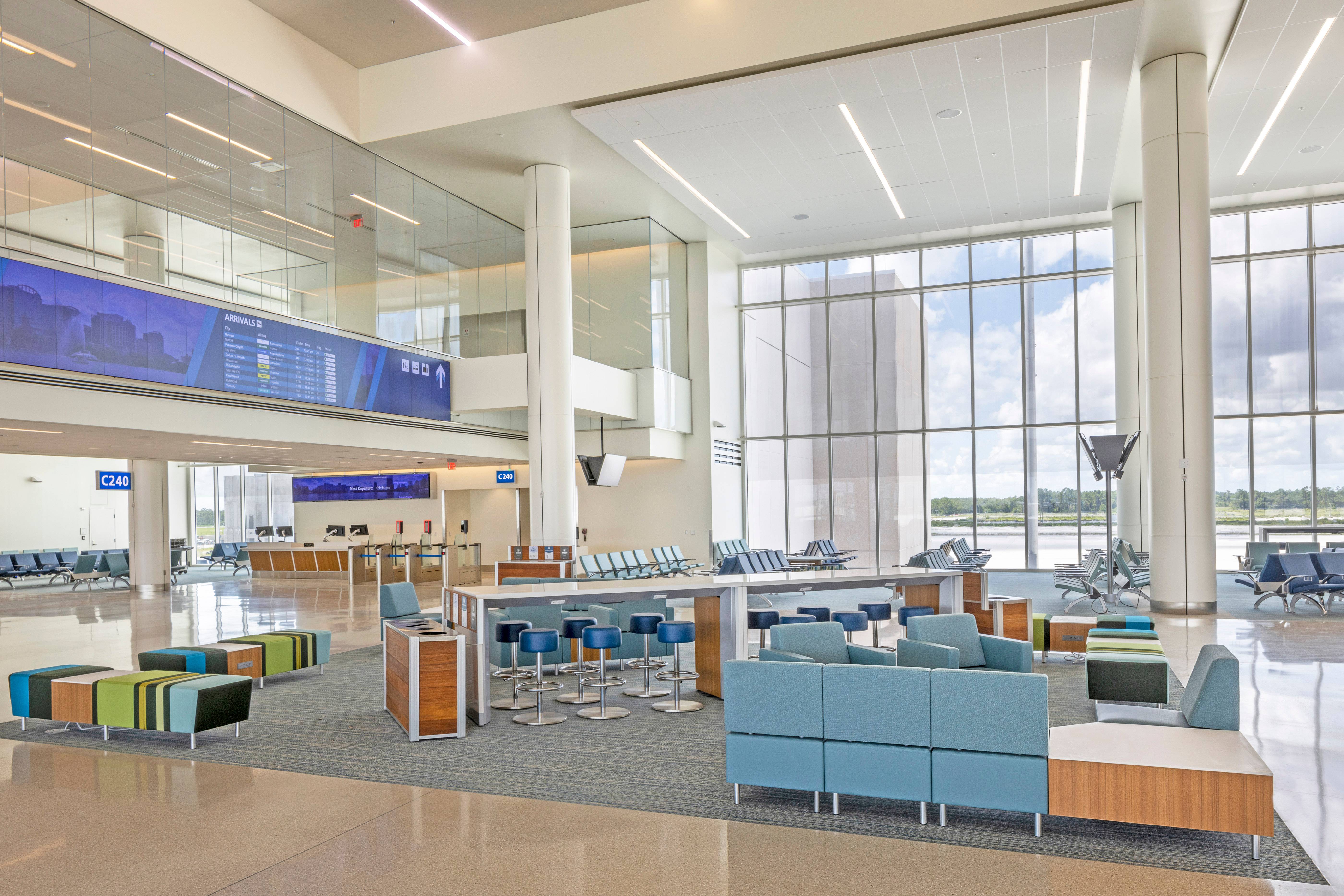 Flight Reductions Hit Orlando International Airport as Government Shutdown Disrupts Airline Operations