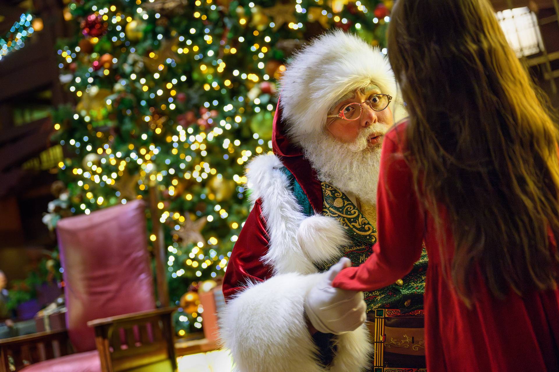 2024 Holiday Entertainment at Disneyland Resort