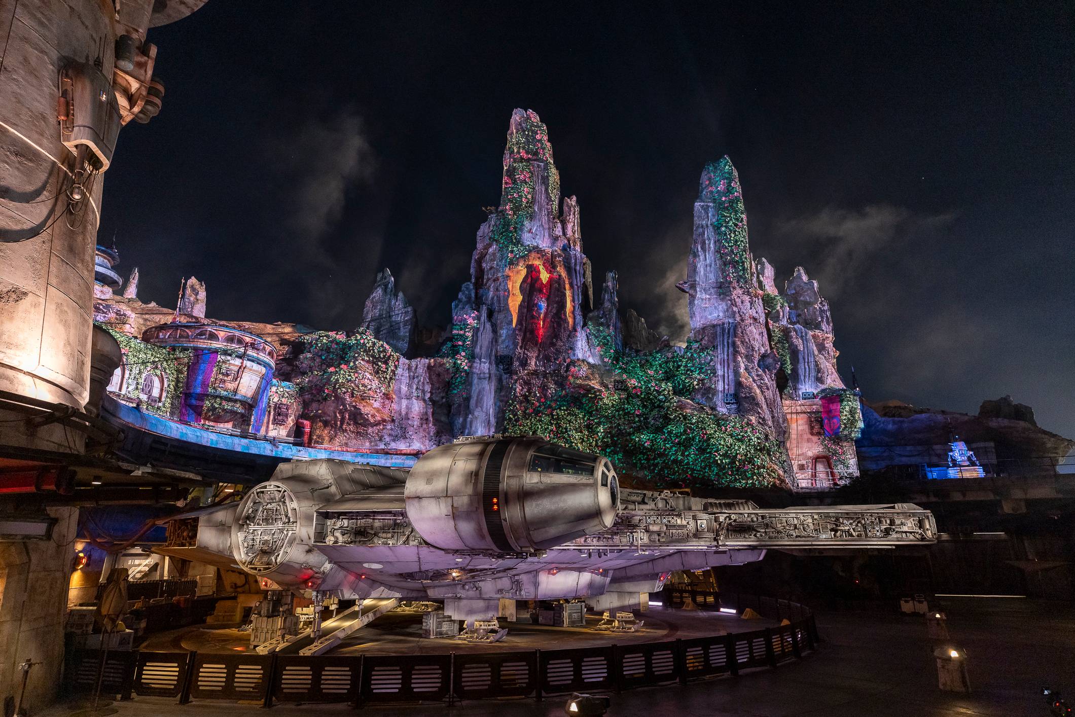 'Shadows of Memory: A Skywalker Saga' Projection Show